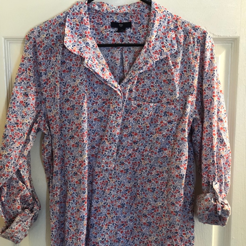 GAP size M, Floral Blouse